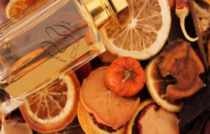 عطر مناسب برای فصول سرد | عطر | عطر مناسب | رایحه | زنانه | مردانه
