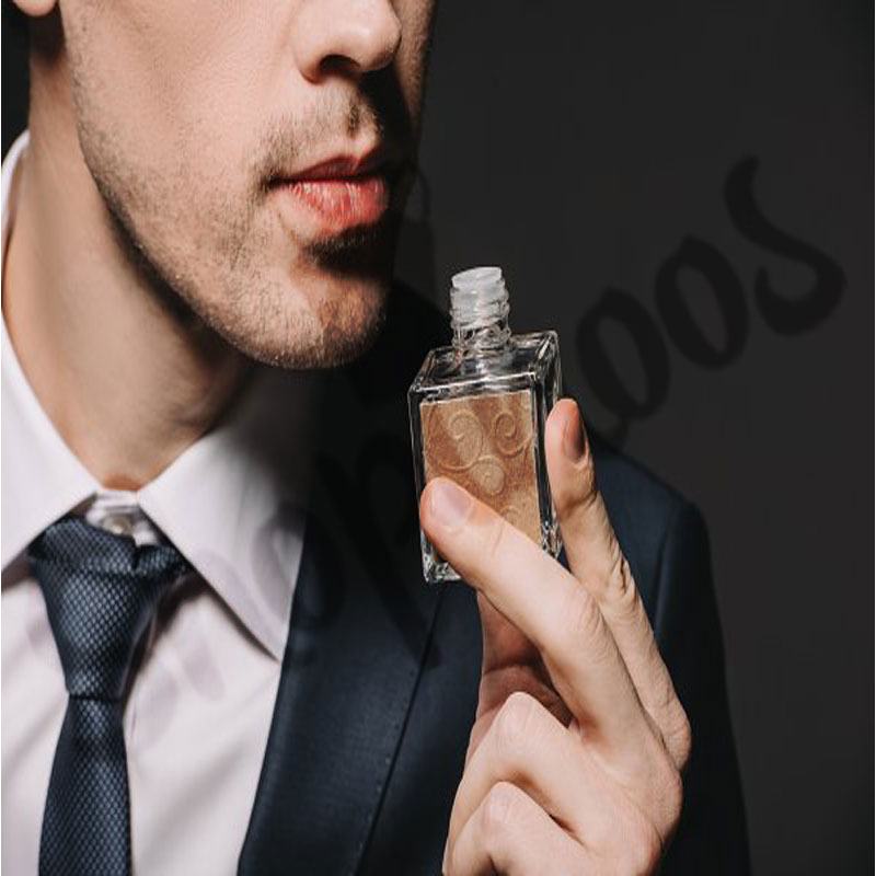 ادکلن ارزان , ادکلن مردانه با پخش بوی بسیار بالا , ادکلن مردانه با ماندگاری طولانی ارزان